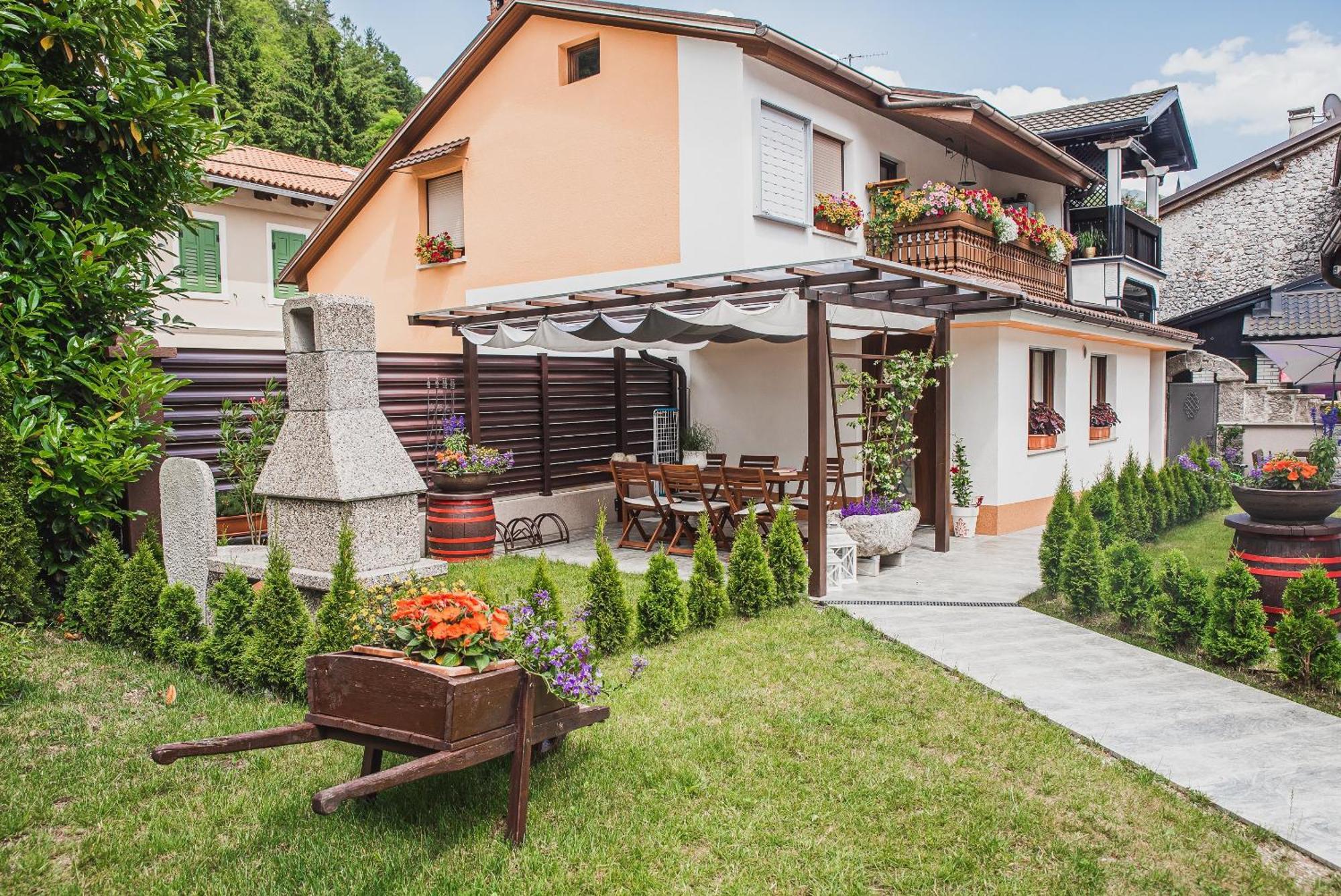 Gotar Apartment With Garden Kobarid Εξωτερικό φωτογραφία