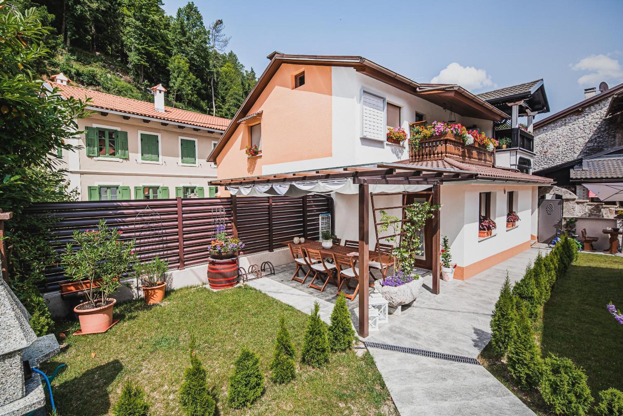 Gotar Apartment With Garden Kobarid Δωμάτιο φωτογραφία